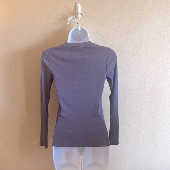 Cherish Andria Long Sleeve Chest Cutout Ribbed Purple Top Womens Size Small - Picture 4 of 8